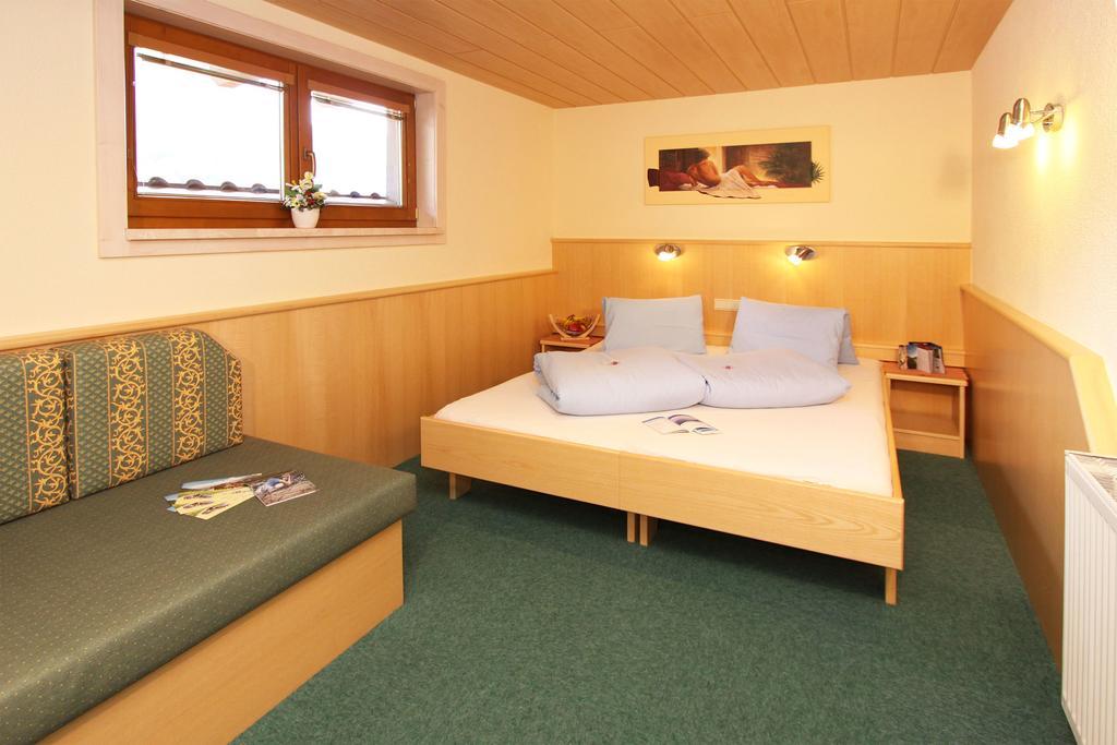 Apart Brigitte Solden Room photo